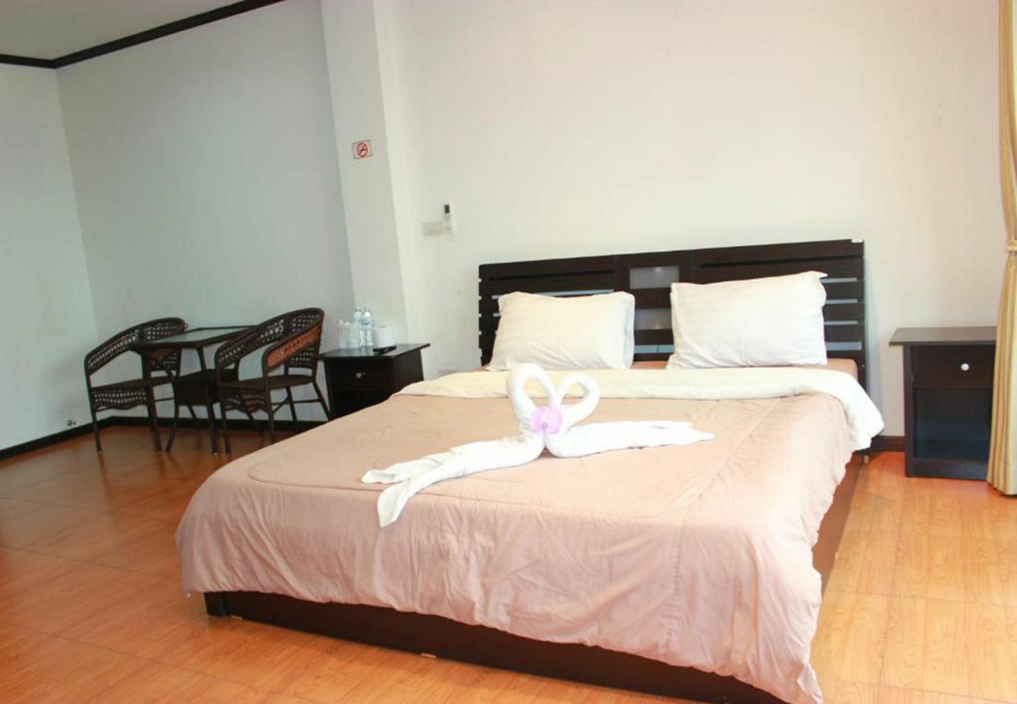 K&J Apartment Ban Nong Tabaek Exterior foto
